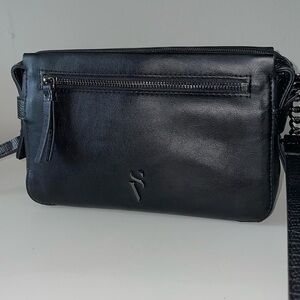 Simply Vera Vera Wang Black Roomy Crossbody